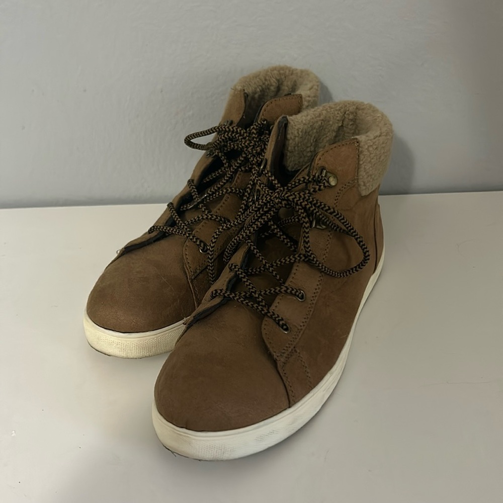 Marleylilly high top sneakers